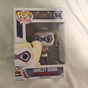 FUNKO POP Harley Quinn 54 NWT